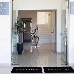 *** Hotel Gate Airport Griechenland